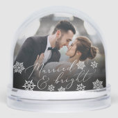Gehuwd en helder | Kerstfeest met een bruiloft Sneeuwbol (Voorkant)