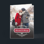 Gehuwd en Merry. Aangepaste kerstfoto Feestdagen Kaart<br><div class="desc">Vrolijk kerstfeest en een gelukkig nieuwjaar. prettige feestdagen. Elegant Festive design "Married and Merry" kerstfotokaarten met persoonlijke foto's en groet. Overeenkomende kaarten en cadeaus beschikbaar in de categorie Kerstmis en Nieuw jaar van onze winkel.</div>