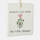 Gehuwd en vrolijk Gepersonaliseerde Pas getrouwd F Keramisch Ornament (Rechts)