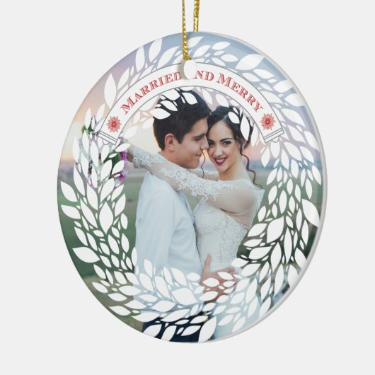 Gehuwd en vrolijk kerstfeest keramisch ornament (Links)