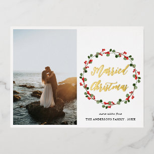 Gehuwd kerstfeest Berry Wreath Couple Foto Folie Feestdagen Briefkaart