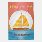 Geïllustreerde zeilboot op watermoonrise bij zonso theedoek (Verticaal)