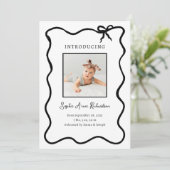 Geïllustreerde zwart-wit Franse boog Baby Geboorte Aankondiging (Staand voorkant)