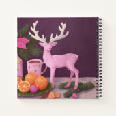 -geïnspireerd vakantie stilleven met roze herten notitieboek (Achterkant)