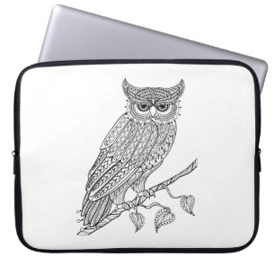 Geïnspireerde Magische Owl die op Tak zit Laptop Sleeve