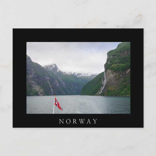 Geiranger fjord met zwart briefkaart onder Noorse  (Voorkant)