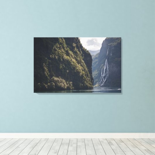 Geiranger Fjord Noorwegen Canvas Afdruk (Insitu (Houten vloer))