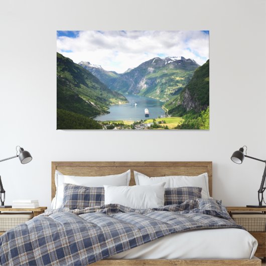 Geirangerfjord landschap canvas (Insitu (Slaapkamer))
