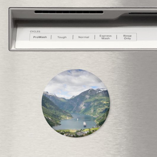 Geirangerfjord uitzicht in Noorwegen ronde magneet (Insitu (Vaatwasser))