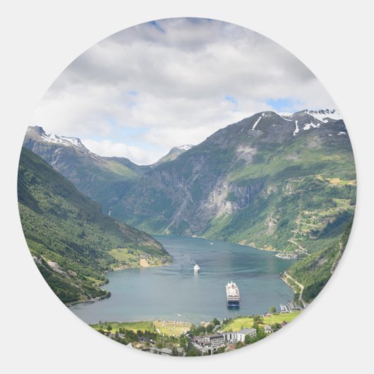 Geirangerfjord uitzicht in Noorwegen ronde sticker (Voorkant)