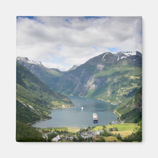 Geirangerfjord uitzicht in Noorwegen vierkante mag Magneet (Voorkant)