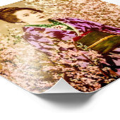  Geisha Posing in Cherry Blossom Foto Afdruk (Hoek)