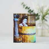 Geisha-zwemmen in een houten buis Briefkaart (Staand voorkant)
