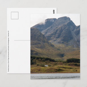 Geïsoleerd huis op het eiland Skye in Schotland Briefkaart