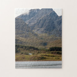 Geïsoleerd huis op het eiland Skye in Schotland Legpuzzel