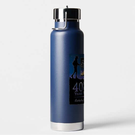 Geïsoleerde waterfles (40e Dark Sky Logo) (Rechts)