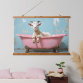Geit in een roze bad hangend wandkleed (Slaapkamer)