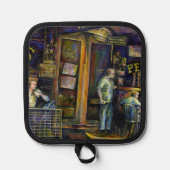 Gejaagd door de Amorphous Shape of Shadows Pannenlap (Voorkant)