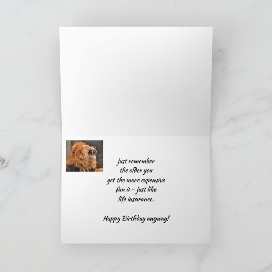 Gejaardagavond Gevaarlijk Sneeze Laughing Lion Kaart (Binnen)