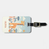 Gekke Cute Giraffe in Savanne Bagagelabel (Voorkant horizontaal)