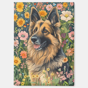 Gekke Duitse herder in een bloementuin Magneet