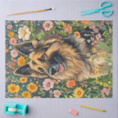 Gekke Duitse herder in een bloementuin Tissuepapier (Craft)