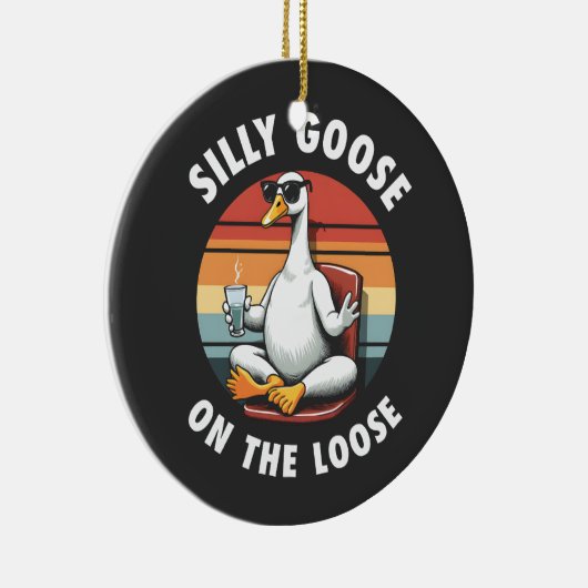 Gekke gans op de losse meditatie yoga retro keramisch ornament (Rechts)