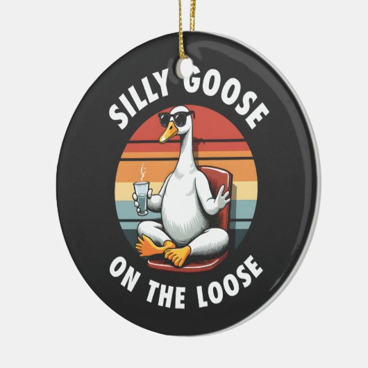 Gekke gans op de losse meditatie yoga retro keramisch ornament (Links)