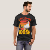 Gekke gans op de losse schimmel breekt de roos t-shirt (Voorkant volledig)