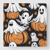 Gekke geesten spelen tussen Halloween pompoenen Vierkante Klok (Voorkant)