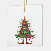 Gekke grillige kerstboom, heldere kleuren keramisch ornament (Links)