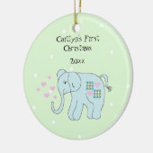 Gekke Olifant Baby's Eerste Kerstmis Keramisch Ornament (Links)