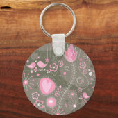 Gekke roze en grijze harten, vogels en bloemen sleutelhanger (Voorkant)