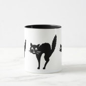 gekke zwarte kat met gekerfd achterhalloween mok (Midden)