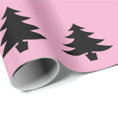 Gekke zwarte kerstbomen op lichtroze cadeaupapier (Rol Hoek)