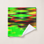 Gekleurd rood en groen vormen abstracte zigzag of bad handdoek (Wasdoekje)