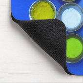 gekleurd zand voor de bouw van een boeddhistische muismat (Hoek)