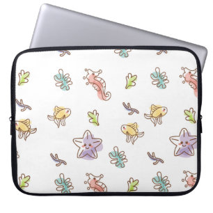 gekleurd zeefpatroon met zeeslepels en vissen v laptop sleeve