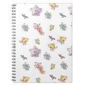 gekleurd zeefpatroon met zeeslepels en vissen v notitieboek (Voorkant)