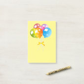 gekleurde ballonnen post-it® notes (Op bureau)
