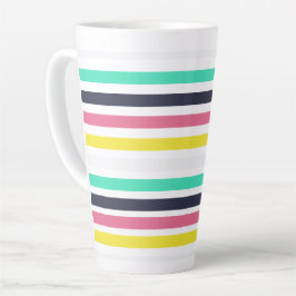 Gekleurde horizontale strepen latte mok
