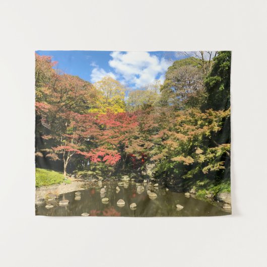 Gekleurde mannetjes bij varkens wandkleed (Voorkant (horizontaal))