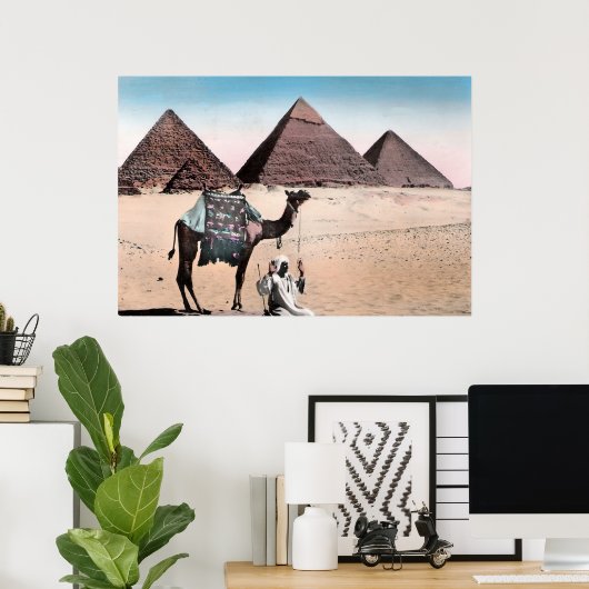 gekleurde piramideversterker poster (Thuiskantoor)