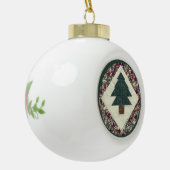 Gekloofde pijnboom keramische bal ornament (Links)