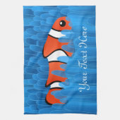 Gekloonde vis en prachtig blauw Zee Anemone Theedoek (Verticaal)