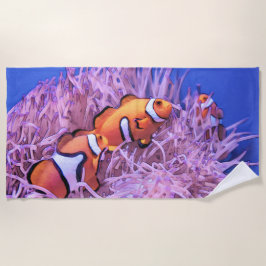 Gekloonde vis met anemone Zee in een blauwe zee Strandlaken