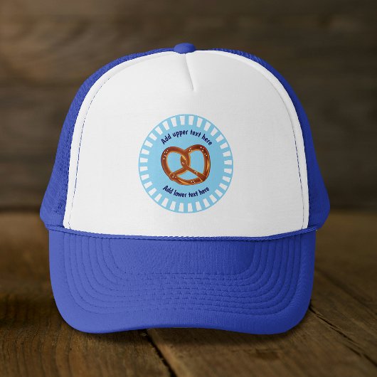Geknoopt Pretzel Brood op Blauw & Wit - eigen teks Trucker Pet