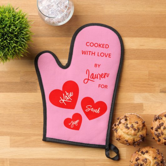 Gekookt met liefde gepersonaliseerd roze ovenwant (Top down)