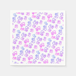 Gekoppeld roze paars blauw hartpatroon over wit servet