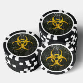 Gekrast en versleten geel biohazard symbool poker chips (Opstapeling)